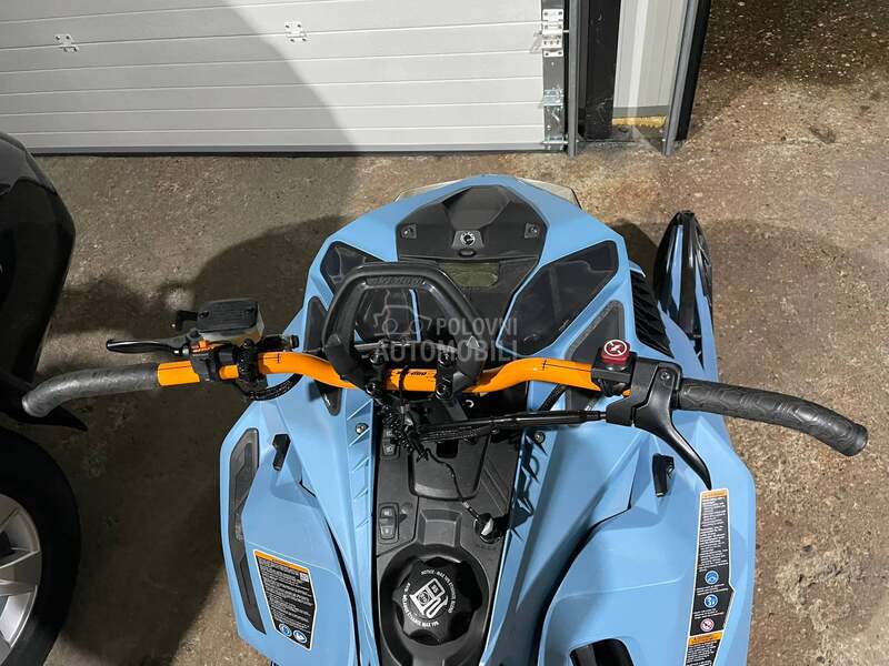 Bombardier summit 165