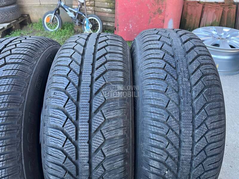 Semperit 215/65 R16 Zimska