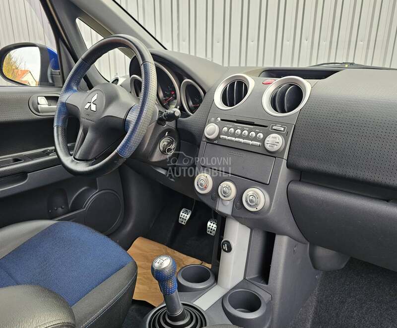 Mitsubishi Colt 1.3b /CH/