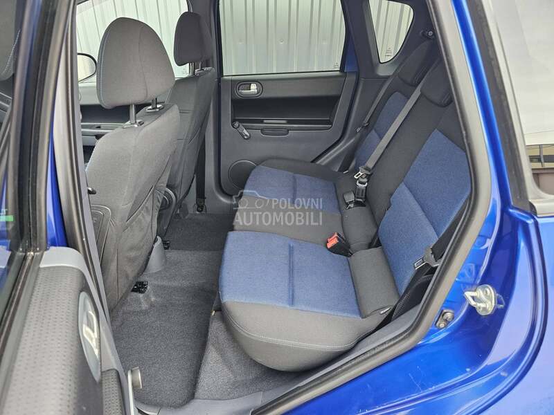 Mitsubishi Colt 1.3b /CH/