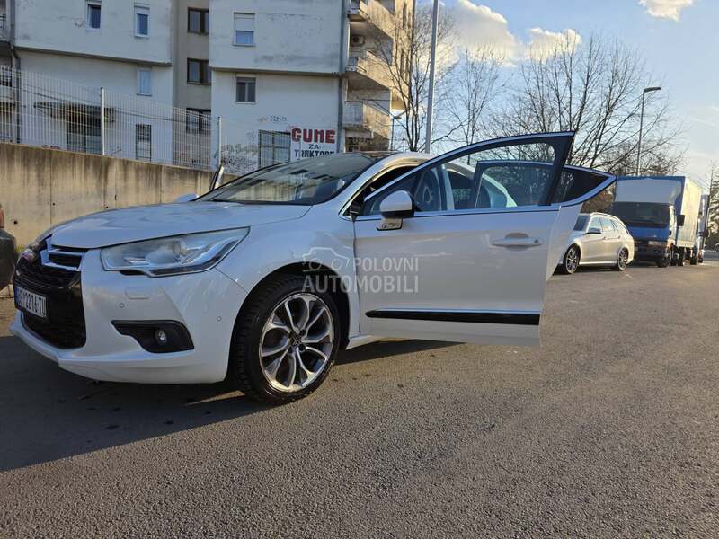Citroen DS4 