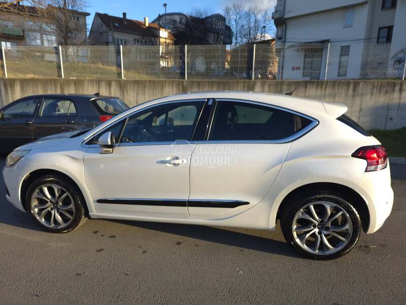 Citroen DS4 
