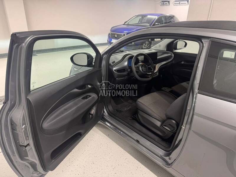 Fiat 500e Cabrio PROBNA