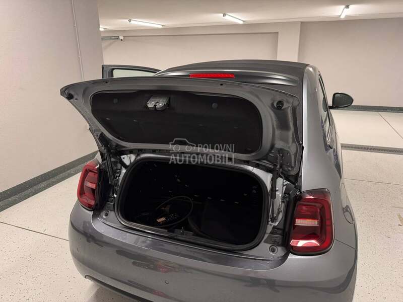 Fiat 500e Cabrio PROBNA