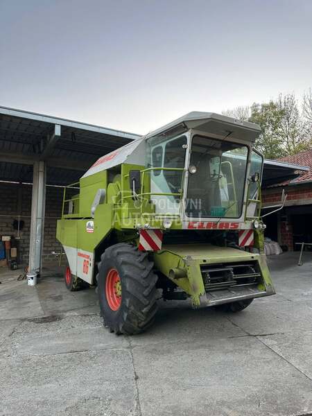 Claas Dominator 86
