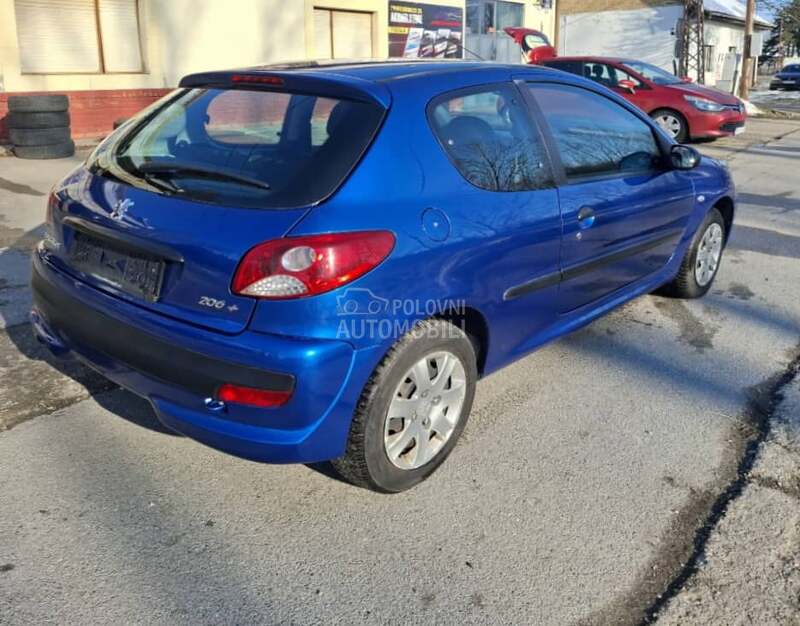 Peugeot 206 plus 