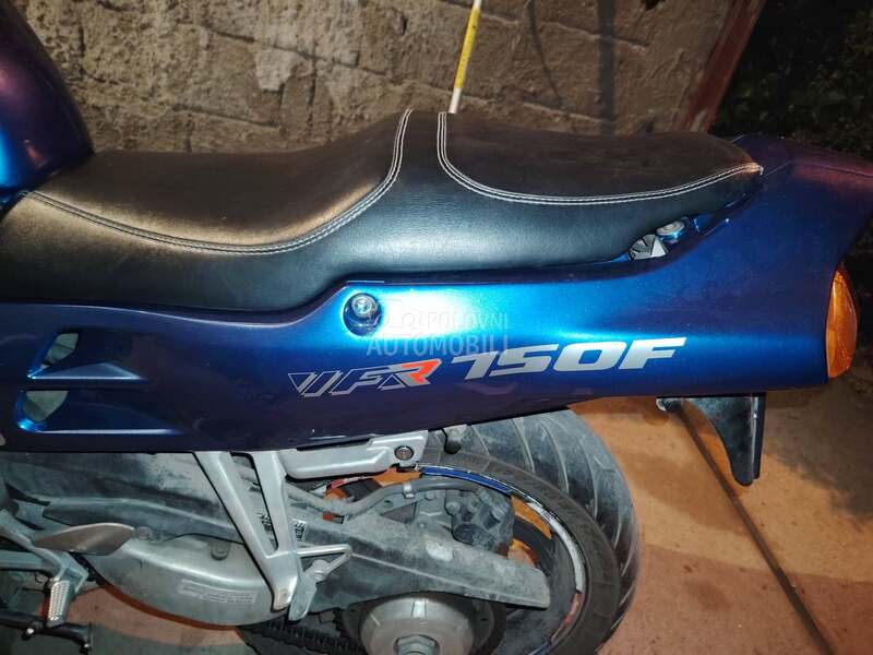Honda VFR 750