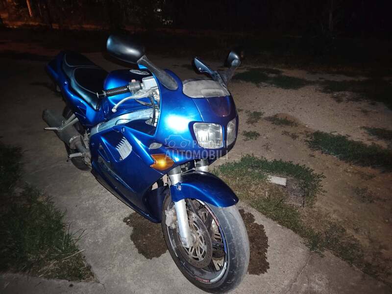 Honda VFR 750