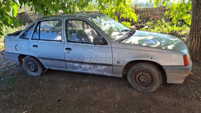 Opel Kadett 