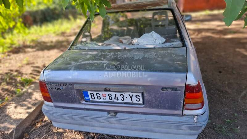 Opel Kadett 