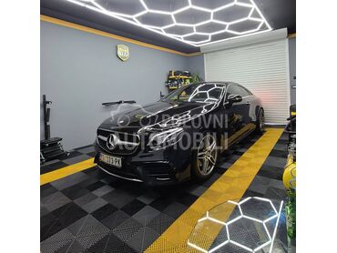 Mercedes Benz E 220 2.0 CUPE