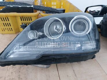 levi far za Mercedes Benz ML Klasa od 2005. do 2011. god.