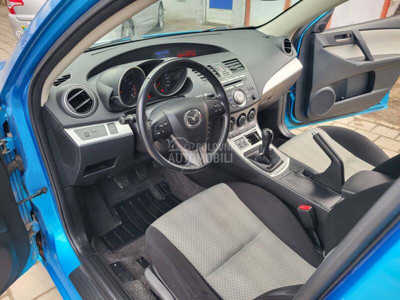 Mazda 3 1.6 ful NOV NOVO