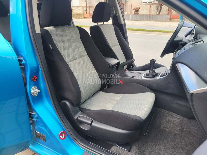 Mazda 3 1.6 ful NOV NOVO