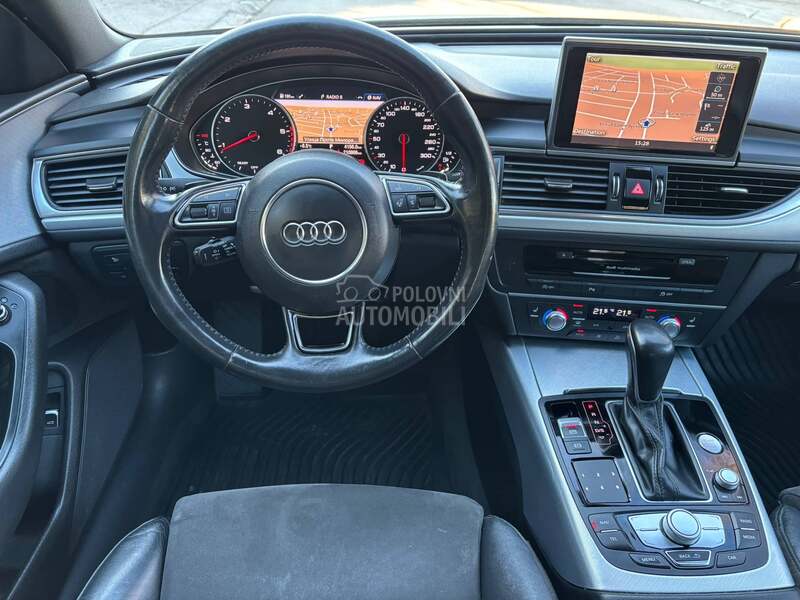 Audi A6 WEB,PAN0,MATRIX