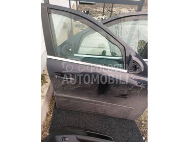 prednja desna vrata za Mercedes Benz ML Klasa od 2005. do 2011. god.