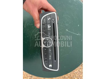 Fabrički radio za Renault Scenic