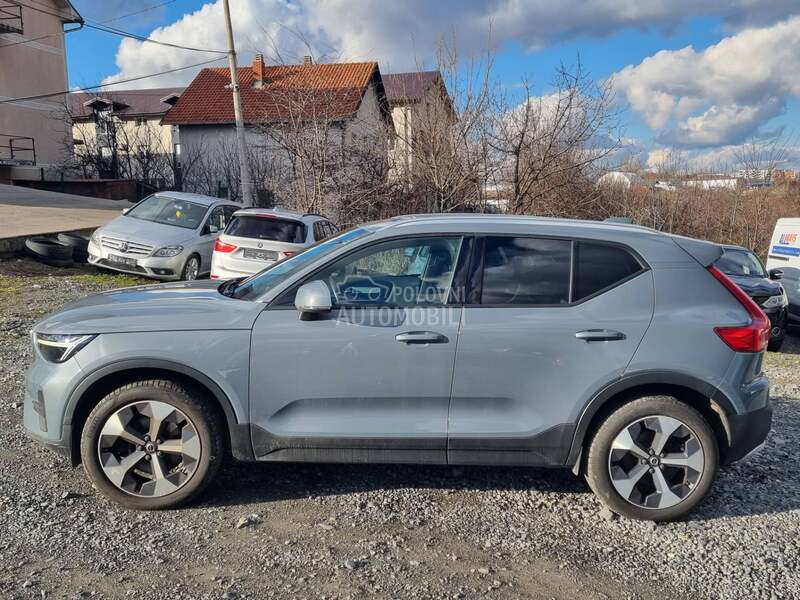 Volvo XC40 B4 Awd Core RESTAJL
