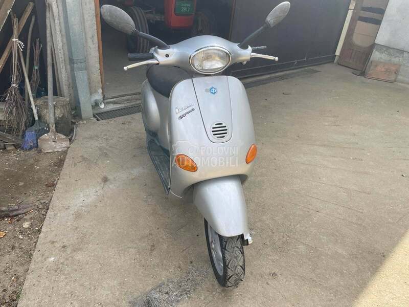 Piaggio vespa