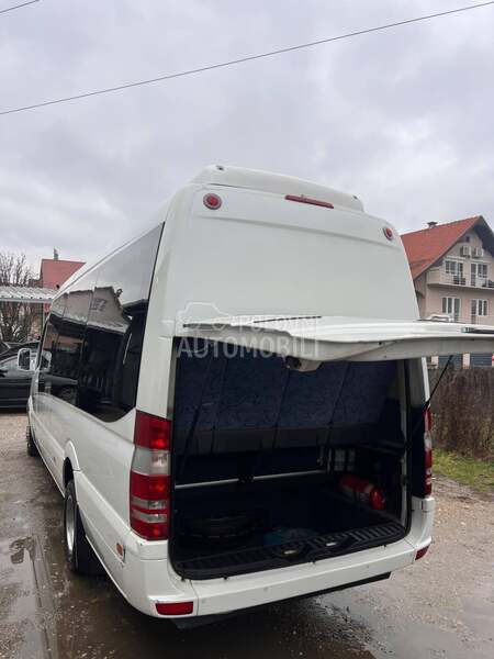 Mercedes Benz Sprinter 518