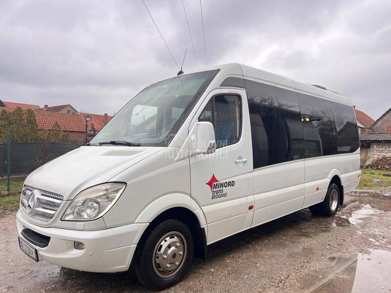Mercedes Benz Sprinter 518