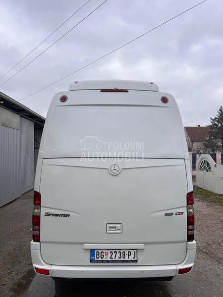 Mercedes Benz Sprinter 518