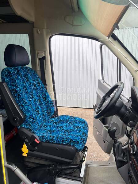 Mercedes Benz Sprinter 518