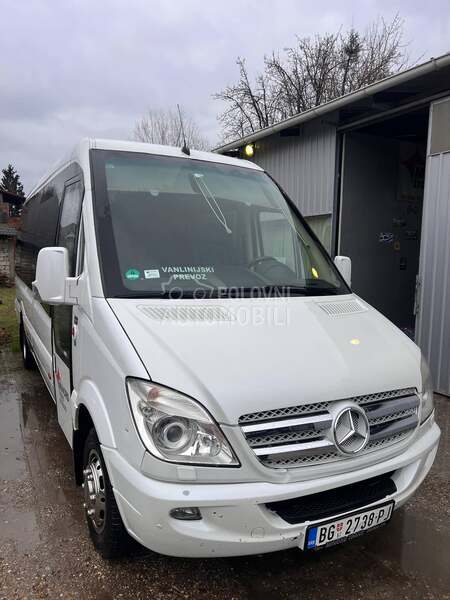 Mercedes Benz Sprinter 518