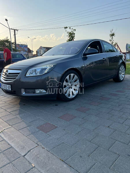 Opel Insignia 