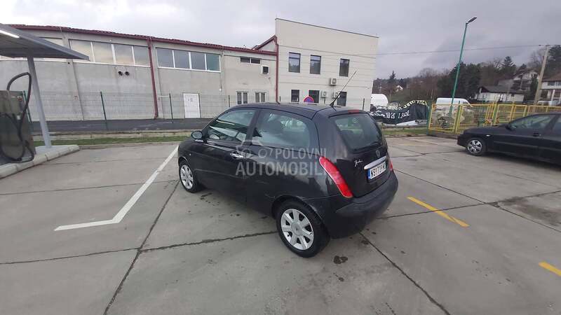 Lancia Ypsilon 1.2