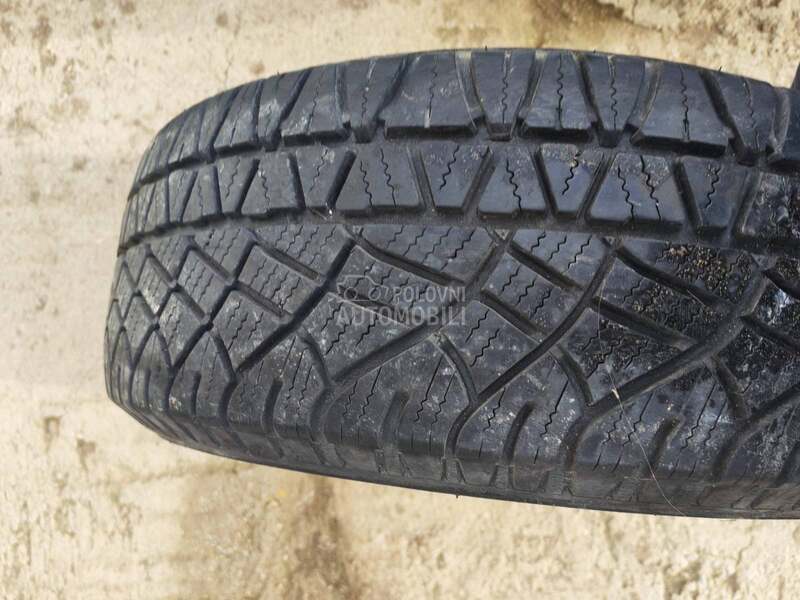Michelin 235/60 R16 Zimska