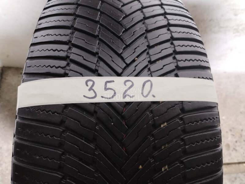 Bridgestone 235/55 R17 Zimska