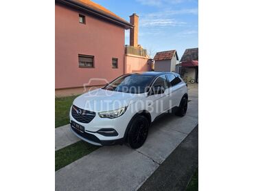 Opel Grandland X 1.2 turbo Ultimate