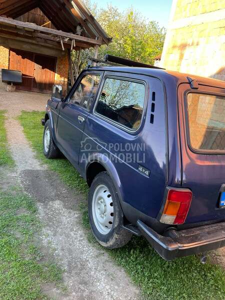 Lada Niva 