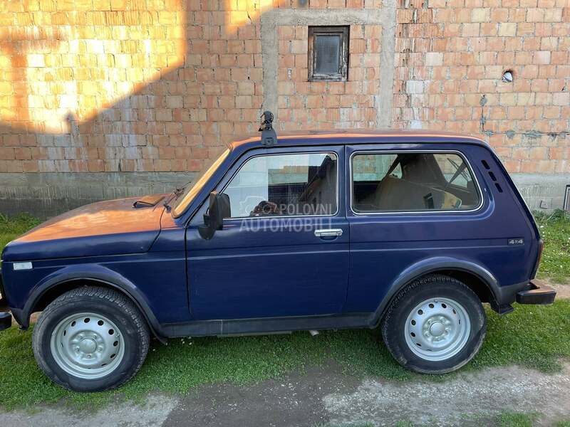 Lada Niva 