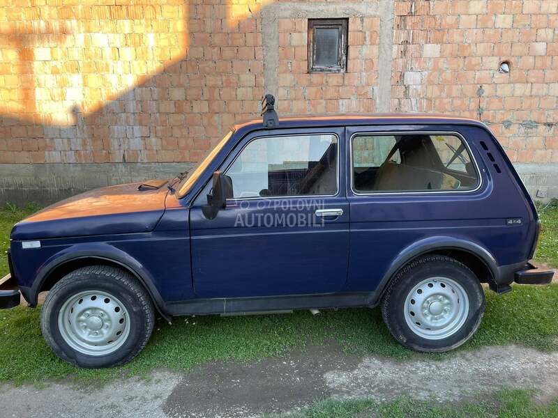 Lada Niva 