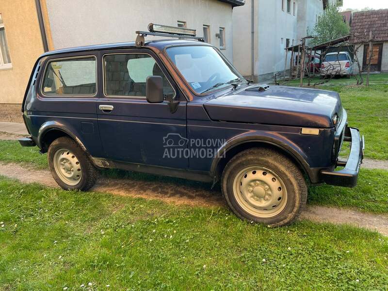 Lada Niva 