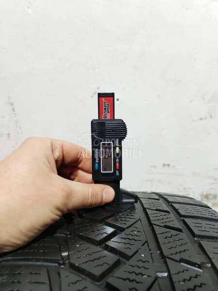 Continental 225/55 R18 Zimska