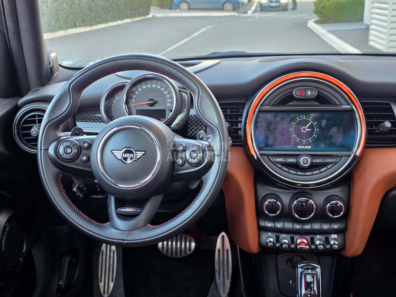 MINI Cooper S John Cooper Works