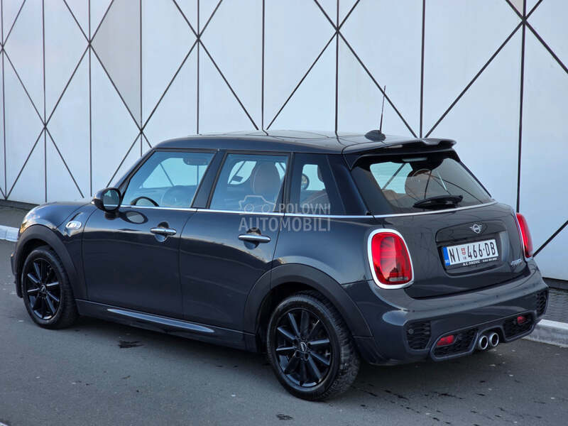 MINI Cooper S John Cooper Works