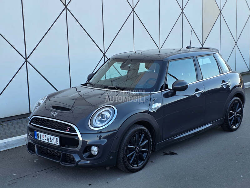 MINI Cooper S John Cooper Works
