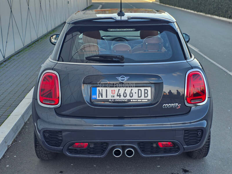 MINI Cooper S John Cooper Works
