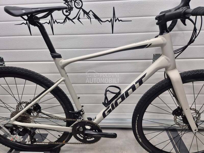 Giant Revolt 0 2x11 vel.L