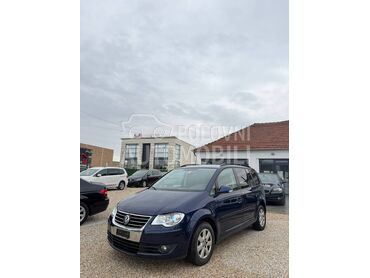 Volkswagen Touran 7sed