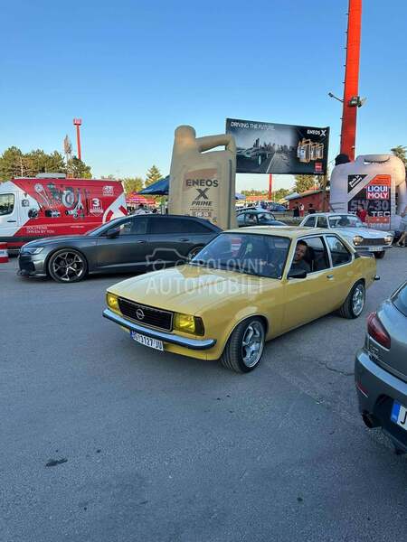 Opel Ascona 