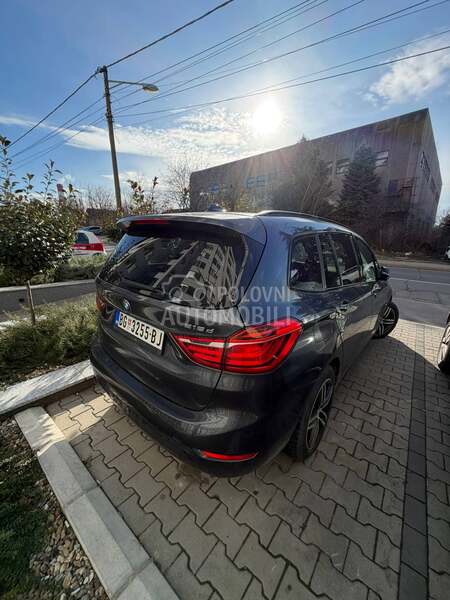 BMW 216 active tourer 7
