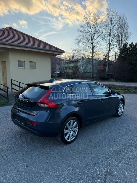 Volvo V40 2.0D/PAN0/F-ULL