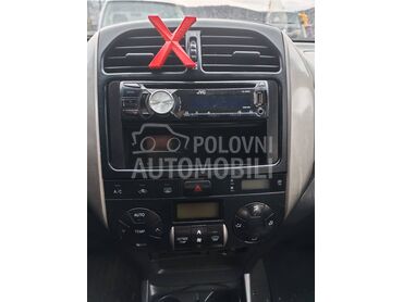 radio s original bendom za Toyota RAV 4
