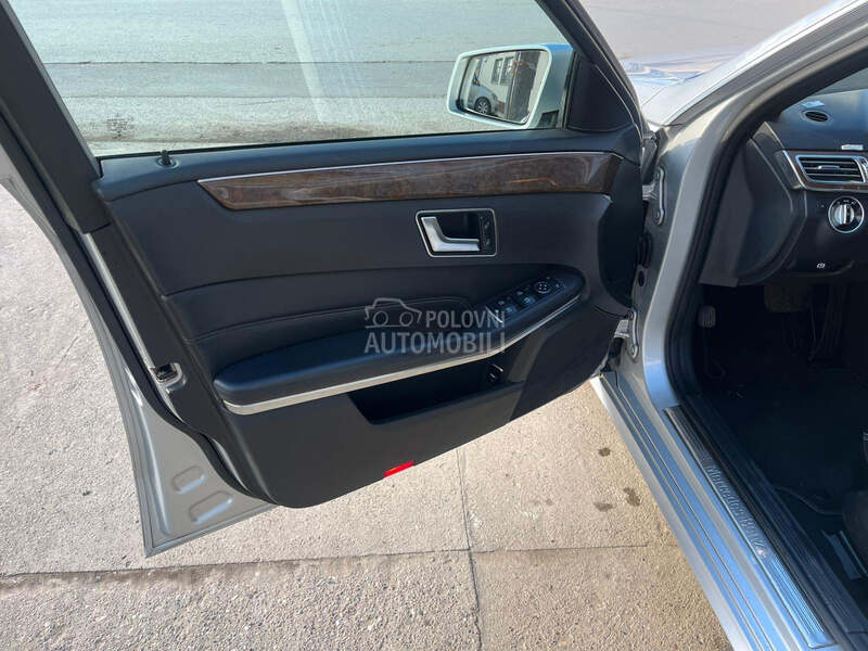 Mercedes Benz E 200 cdi