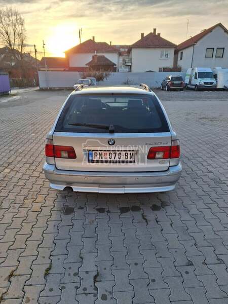 BMW 530 